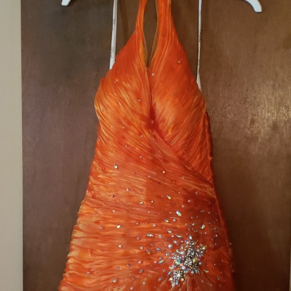 Tony Bowls Dresses & Skirts - Prom Dress/Party Dress